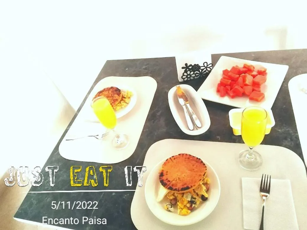 メデジンHostal Encanto Paisaアパートメント